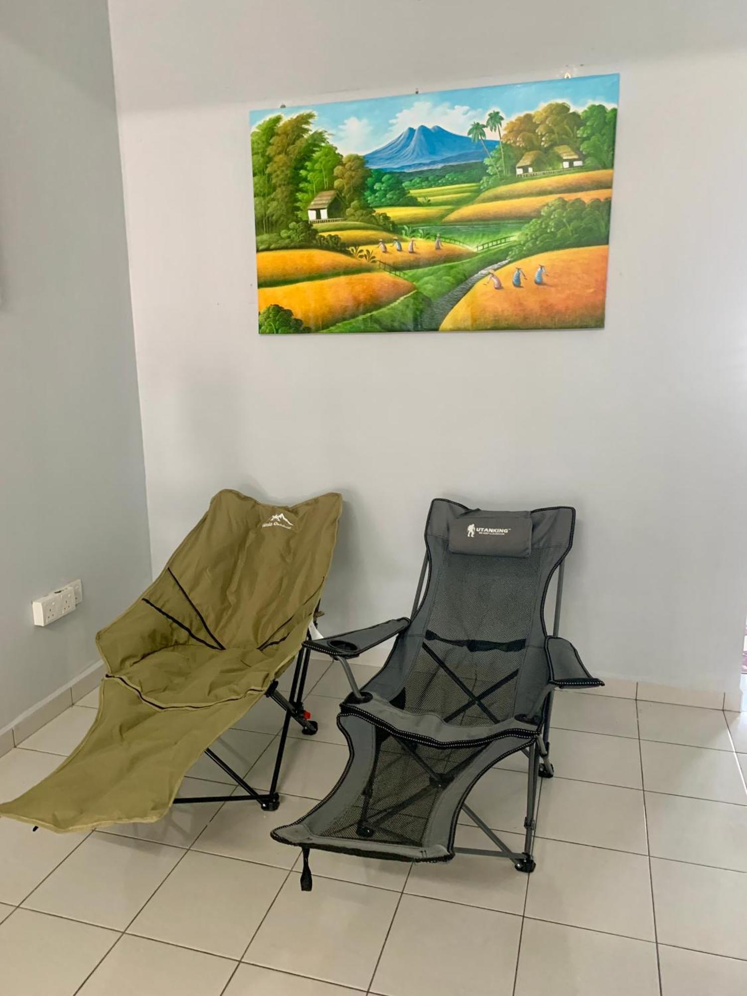 Homestay Cikgu Nora Near Uthm Kptm Kktm Ipg Moslim Onli Kampong Seri Gading Экстерьер фото